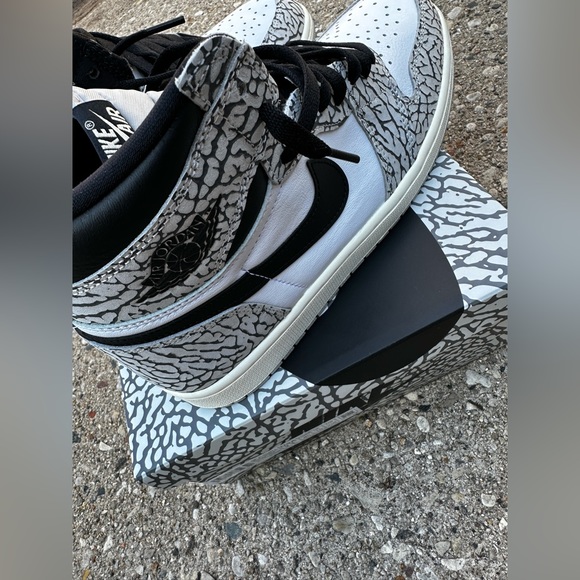 Air Jordan 1 Retro OG High Cement Elephant Print DZ5485-052 Men's - Picture 7 of 16